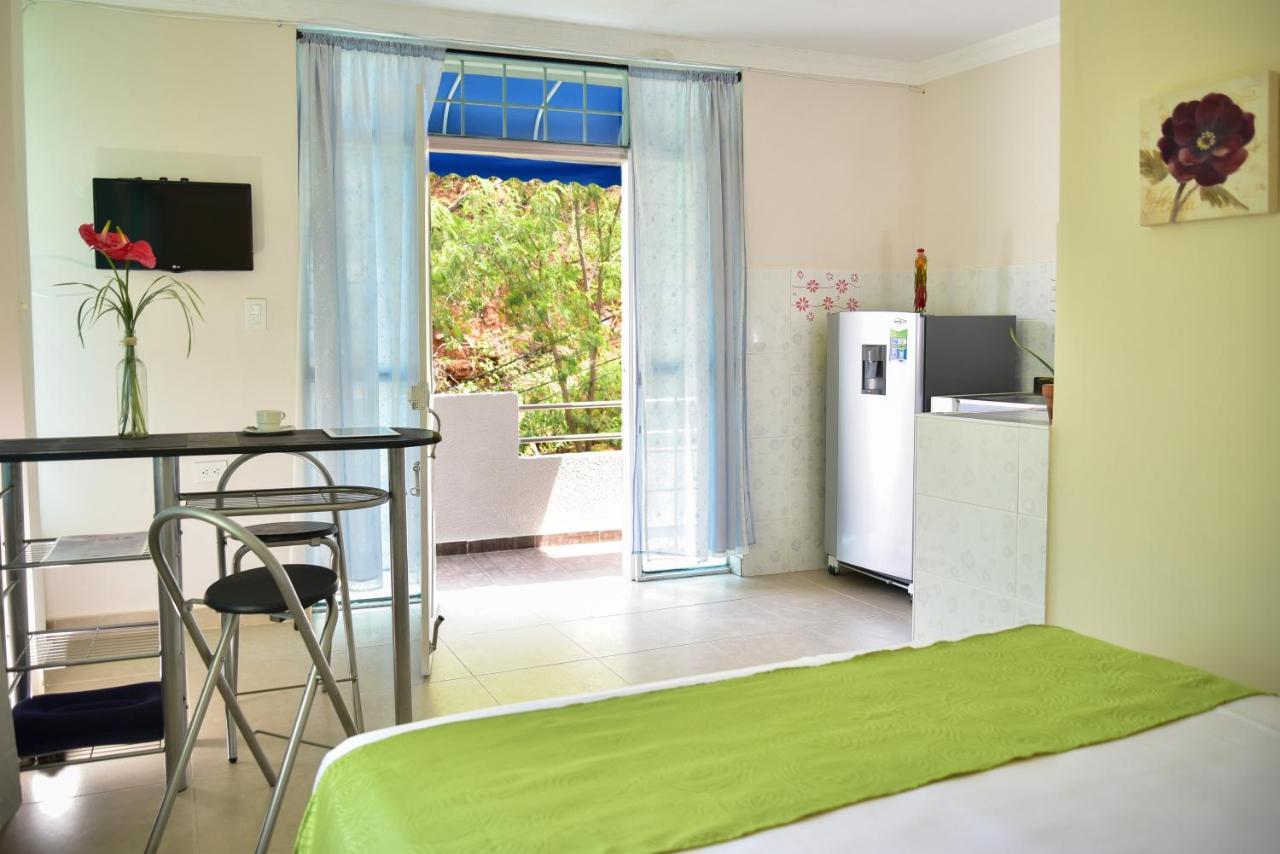 Perth House Taganga Apartment Exterior photo